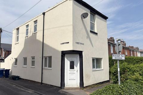 Albert Terrace, Higher Walton PR5 4 bed apartment for sale
