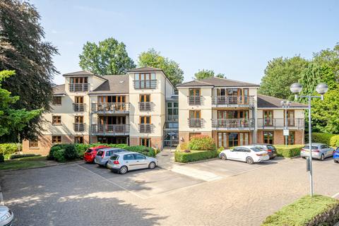 Harrogate Road, Moortown, Leeds, LS17 2 bed flat for sale