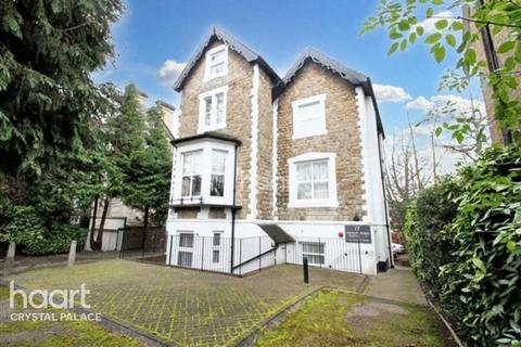 Hamlet, Anerley 1 bed apartment for sale