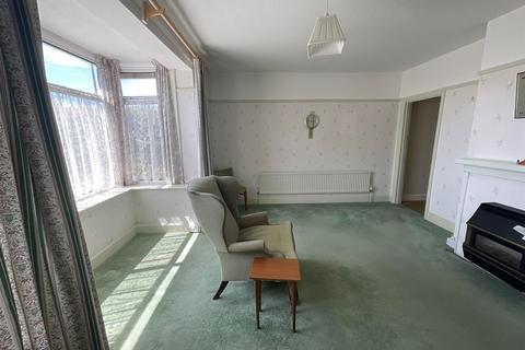Central Drive, Elmer, Bognor Regis... 3 bed chalet for sale