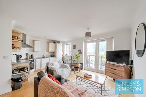 TURLOW COURT, LEEDS, LS9 2 bed flat for sale
