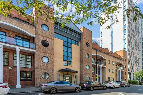 Back Church Lane, London, E1 2 bed apartment for sale