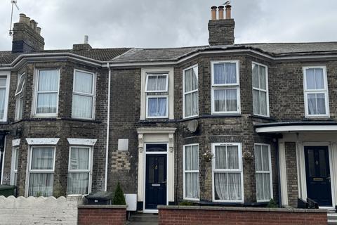 10 Nelson Road North, Great Yarmouth... 3 bed terraced house for sale