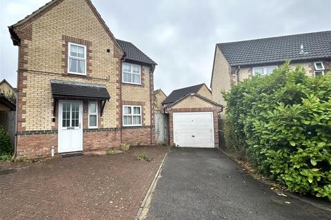 Webbington Road, Pewsham, Chippenham 3 bed detached house for sale