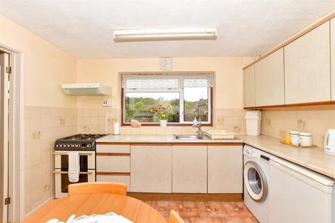 Bishops Oak Ride, Tonbridge TN10 3 bed end of terrace house for sale
