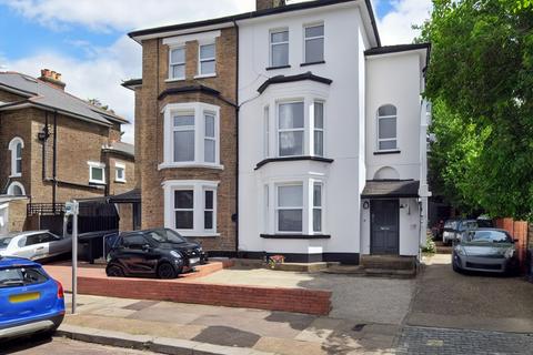 Sunnyside, London NW2 3 bed detached house for sale