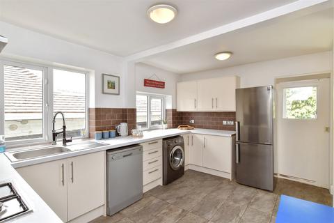 Crescent Drive, Brighton BN2 3 bed detached bungalow for sale