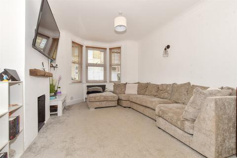 Odo Road, Dover CT17 2 bed terraced house for sale