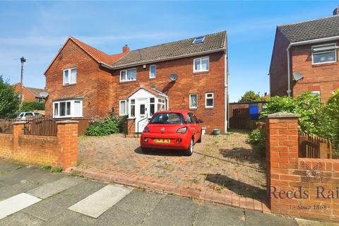 Greenlaw, Tyne and Wear NE5 3 bed semi
