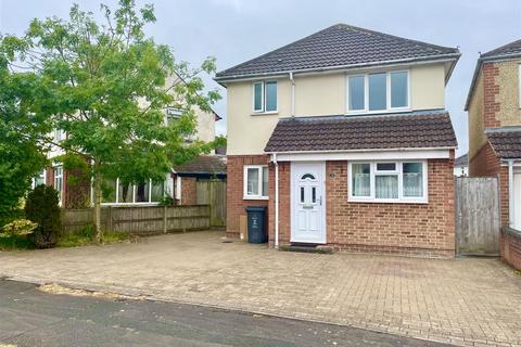 Whitby Grove, Swindon 3 bed detached house for sale