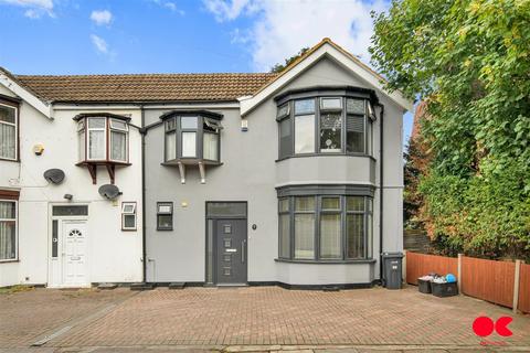Park Avenue, Ilford IG1 4 bed semi