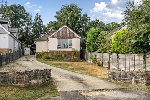 Tilmore Gardens, Petersfield... 3 bed bungalow for sale