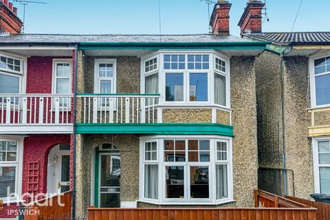 Lister Road, Ipswich 3 bed semi