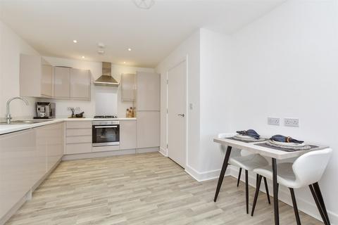 Lower Road, Kenley, Surrey 1 bed apartment for sale