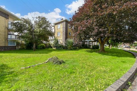 Freemens Way, Deal, Kent 2 bed flat for sale