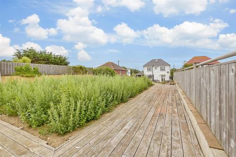 Coast Drive, Greatstone, Kent 3 bed detached house for sale
