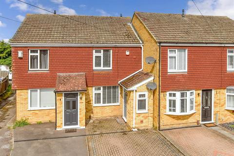 Vincent Road, Sittingbourne, Kent 2 bed terraced house for sale