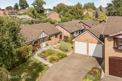 Braemar Close, Crewe CW4 3 bed bungalow for sale