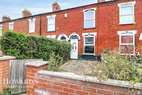 Garfield Road, Great Yarmouth 2 bed terraced house for sale