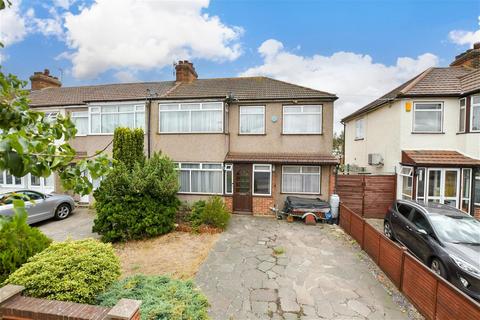 Upper Rainham Road, Hornchurch, Essex 3 bed end of terrace house for sale