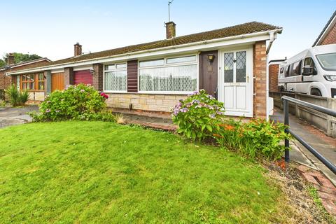 Snowshill Drive, Wigan, WN3 2 bed semi