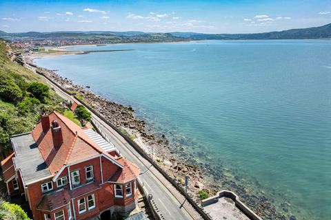 Marine Drive, Llandudno LL30 5 bed detached house for sale