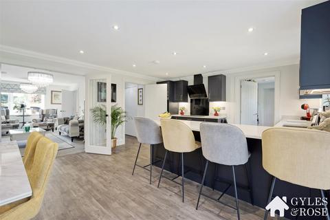 Priory View, Manningtree 4 bed detached house for sale