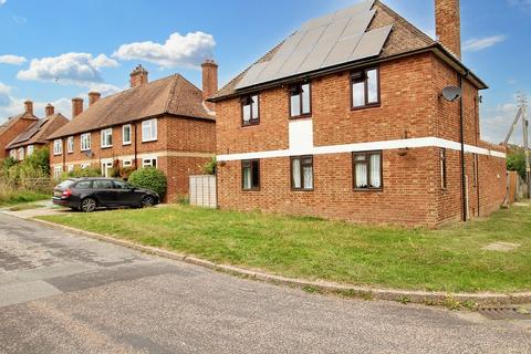 Chulkhurst, Ashford TN27 3 bed detached house for sale
