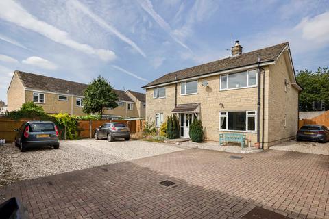 Priory Way, Tetbury, Gloucestershire... 3 bed semi