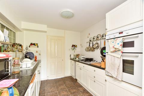 Felbridge Close, East Grinstead, West... 3 bed semi