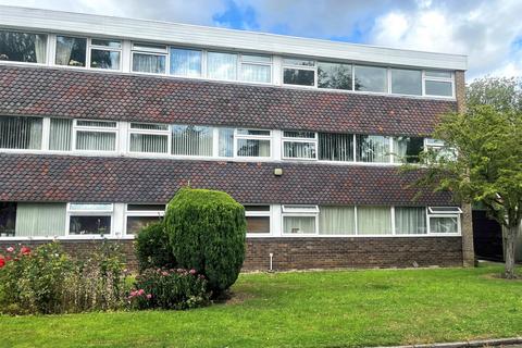 St. Marys Mount, Cottingham 1 bed apartment for sale