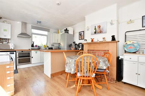 Cromwell Road, Caterham CR3 3 bed semi