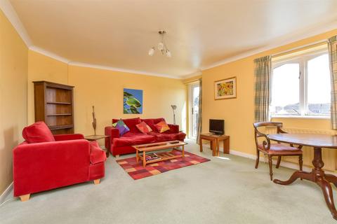 River Road, Arundel, West Sussex 2 bed flat for sale