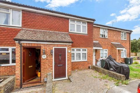 Woodlea, Ashford TN24 2 bed terraced house for sale