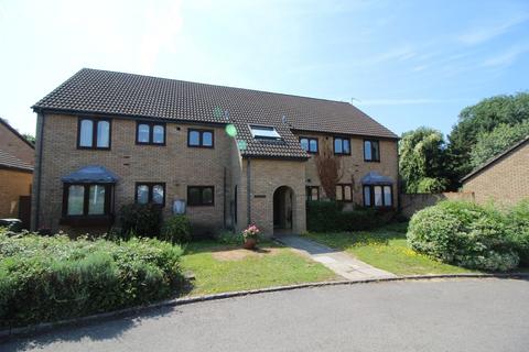 Calbourne Drive, Calcot, Reading, RG31 2 bed flat for sale