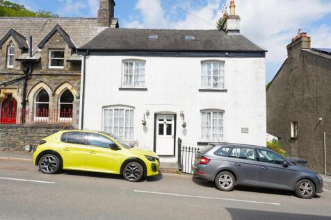 4 bedroom cottage for sale