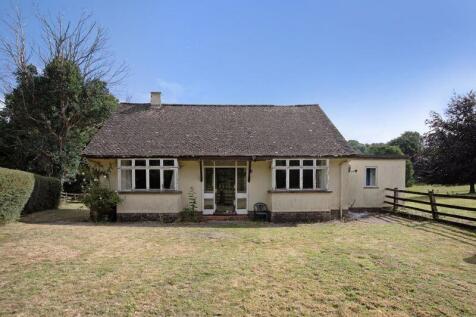 Totnes TQ9 3 bed detached bungalow for sale