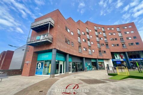 2 bedroom flat for sale