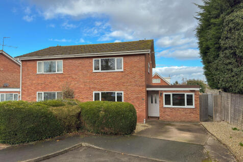 Mallory Close, Kings Acre, Hereford, HR4 4 bed semi