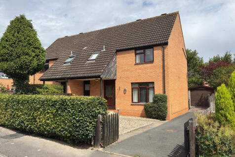 Hugh Thomas Avenue, Holmer, Hereford... 3 bed semi