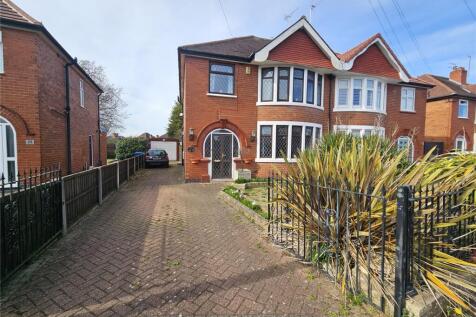 South Drive, Chaddesden, Derby 3 bed semi