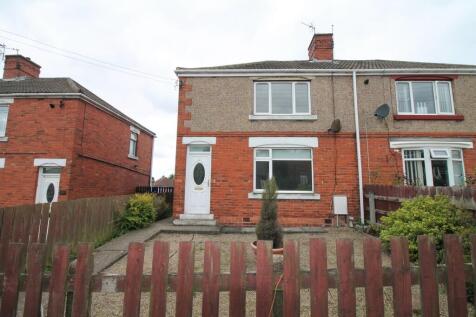 2 bedroom semi-detached house for sale
