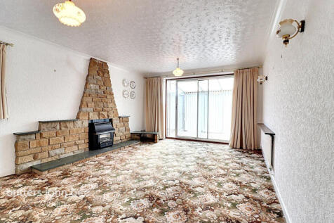 Deer Close, Cannock 4 bed bungalow for sale