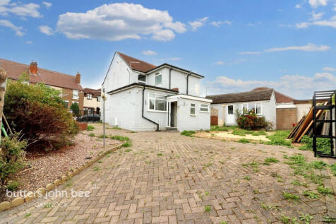 Old Fallow Road, Cannock 4 bed detached house for sale