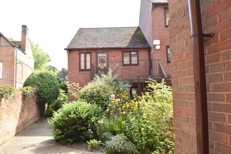 Town Bridge Court, Chesham... 2 bed apartment for sale