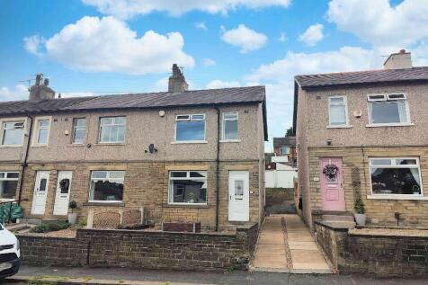 Dewhirst Road, Brighouse HD6 3 bed end of terrace house for sale