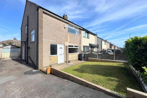 Eastwood Avenue, Halifax HX2 3 bed semi