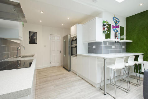 Lenton, Nottingham NG7 6 bed detached house for sale