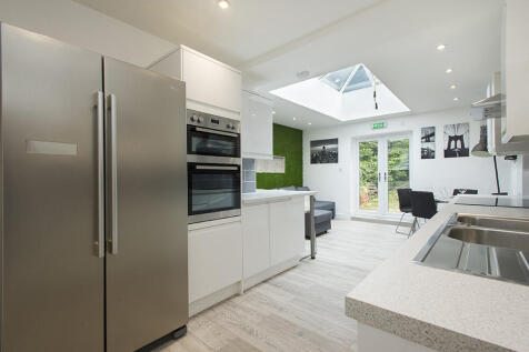 Lenton, Nottingham NG7 6 bed detached house for sale