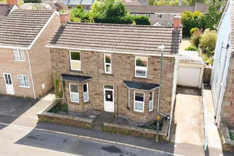Oxford Street, Lydney, GL15 5DJ 4 bed detached house for sale
